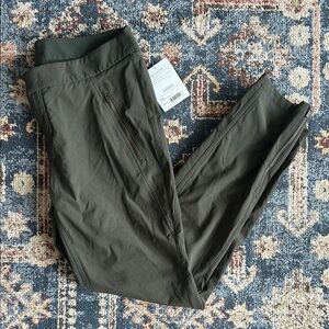 Athleta Wander Skinny Pant - green - size 14 NWT
